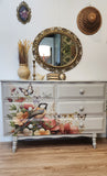 'Friendly garden' dresser