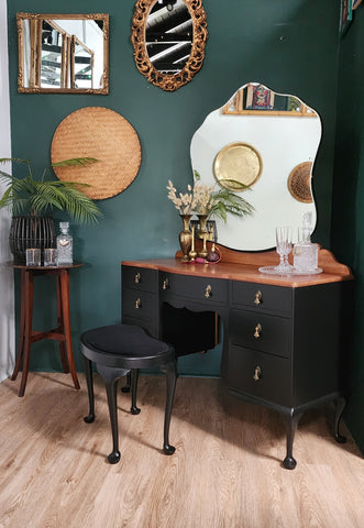 Makeup dresser with stool